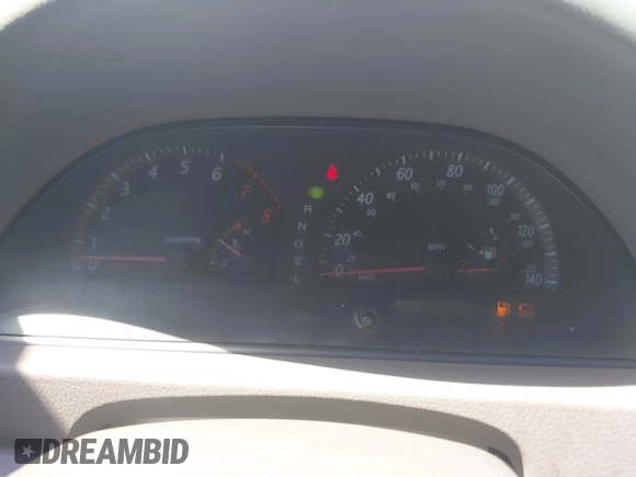 2002 Toyota Camry XLE z VIN 4T1BF32K42U007564, wystawiony jako IAAI lot #42534864 z przebiegiem 133 850 mil mil oraz . Historia ofert i sprzedaży dostępna na DreamBid. Obrazek 7.