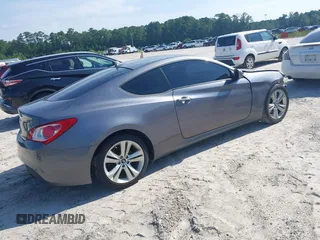 2012 Hyundai Genesis Coupe 2.0T с VIN KMHHT6KDXCU071745, выставлен на аукционе IAAI как лот 42833359 с пробегом 108 271 миль миль и . История ставок и продаж доступна на DreamBid. Изображение 4.