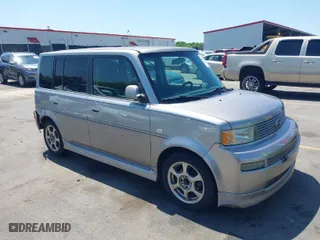 2005 Scion xB with VIN JTLKT324754002835, listed as a IAAI auction lot 41971172 with 217,066 mi miles. Bid and sale history available at carsss.com. Image 1.
