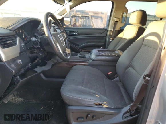 2015 GMC Yukon XL SLE z VIN 1GKS1GKC7FR285469, wystawiony jako Copart lot #81177424 z przebiegiem Nie podano mil oraz Czysty tytuł • Clean title. Historia ofert i sprzedaży dostępna na DreamBid. Obrazek 7.
