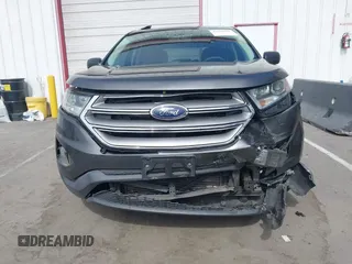 2017 Ford Edge SE z VIN 2FMPK3G97HBC65342, wystawiony jako IAAI lot #42610031 z przebiegiem 103 521 mil mil oraz . Historia ofert i sprzedaży dostępna na DreamBid. Obrazek 6.
