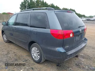 2006 Toyota Sienna CE z VIN 5TDZA23C46S392329, wystawiony jako IAAI lot #42363606 z przebiegiem 289 109 mil mil oraz . Historia ofert i sprzedaży dostępna na DreamBid. Obrazek 3.