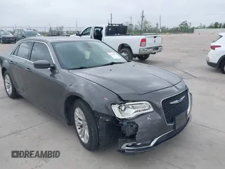 2018 Chrysler 300 Touring with VIN 2C3CCAAG2JH320640, listed as a IAAI auction lot 41940926 with 41,861 mi miles and . Bid and sale history available at DreamBid. Image 1.