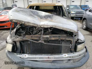 1998 Dodge 2500 z VIN 1B7KC23W1WJ160340, wystawiony jako Copart lot #88930925 z przebiegiem Nie podano mil oraz Szkoda całkowita • Salvage title. Historia ofert i sprzedaży dostępna na DreamBid. Obrazek 5.