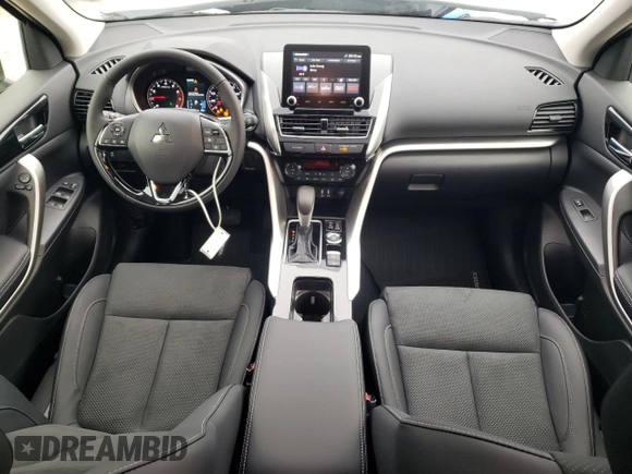 2025 Mitsubishi Eclipse Cross SE z VIN JA4ATWAA9SZ008032, wystawiony jako Copart lot #56336915 z przebiegiem 16 mil mil oraz Szkoda całkowita • Salvage title. Historia ofert i sprzedaży dostępna na DreamBid. Obrazek 8.