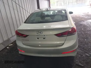 2018 Hyundai Elantra SEL z VIN KMHD84LF1JU499186, wystawiony jako IAAI lot #41950942 z przebiegiem 28 198 mil mil oraz . Historia ofert i sprzedaży dostępna na DreamBid. Obrazek 16.