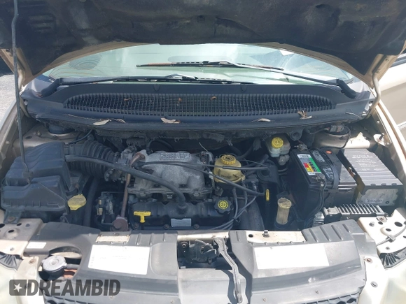 2001 Dodge Caravan ES with VIN 2B8GP54L51R198959, listed as a IAAI auction lot 41941050 with 208,396 mi miles and . Bid and sale history available at carsss.com. Image 10.