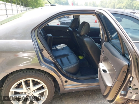 2012 Ford Fusion SEL with VIN 3FAHP0JA1CR223941, listed as a IAAI auction lot 42457173 with 119,452 mi miles and . Bid and sale history available at DreamBid. Image 8.