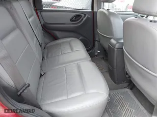 2007 Ford Escape Hybrid with VIN 1FMCU59H17KA98246, listed as a IAAI auction lot 41789024 with 999,999 mi miles. Bid and sale history available at carsss.com. Image 8.