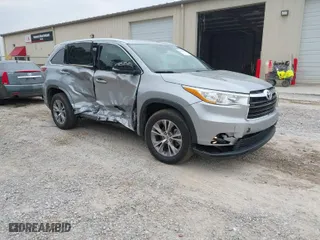 2014 Toyota Highlander XLE with VIN 5TDKKRFH3ES035284, listed as a IAAI auction lot 41909877 with 112,468 mi miles. Bid and sale history available at carsss.com. Image 1.