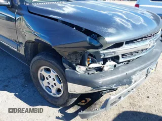 2004 Chevrolet Tahoe Special Service with VIN 1GNEK13V24J311708, listed as a IAAI auction lot 41463841 with 224,278 mi miles. Bid and sale history available at carsss.com. Image 6.