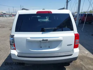 2016 Jeep Patriot High Altitude with VIN 1C4NJPFA0GD736029, listed as a IAAI auction lot 41978767 with 89,644 mi miles and . Bid and sale history available at carsss.com. Image 16.