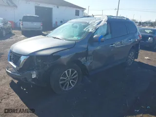 2016 Nissan Pathfinder Platinum with VIN 5N1AR2MM4GC609731, listed as a IAAI auction lot 41763204 with 207,088 mi miles. Bid and sale history available at carsss.com. Image 17.