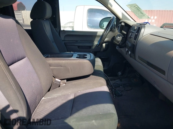 2010 Chevrolet Silverado 1500 LS with VIN 1GCSKREA0AZ298569, listed as a IAAI auction lot 41803894 with 222,614 mi miles and . Bid and sale history available at DreamBid. Image 5.