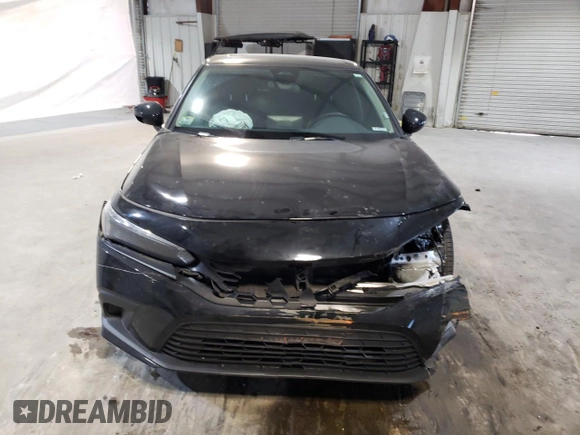 2024 Honda Civic EX-L z VIN 19XFL1H73RE001608, wystawiony jako Copart lot #87728035 z przebiegiem 9 244 mil mil oraz Nie do naprawy • Non repairable. Historia ofert i sprzedaży dostępna na DreamBid. Obrazek 5.
