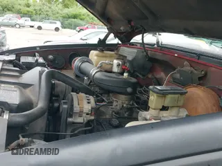 1991 Chevrolet Silverado 1500 с VIN 1GCDK14K2ME130643, выставлен на аукционе IAAI как лот 42358146 с пробегом 139 857 миль миль и . История ставок и продаж доступна на DreamBid. Изображение 12.