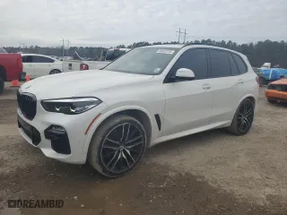 2021 BMW X5 sDrive40i with VIN 5UXCR4C09M9E35253, listed as a Copart auction lot 44597315 with 70,666 mi miles and Salvage Title. Bid and sale history available at carsss.com. Image 1.
