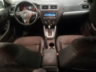 2012 Volkswagen Jetta TDI with VIN 3VWLL7AJ8CM401525, listed as a Copart auction lot 84853134 with 123,750 mi miles and Salvage title. Bid and sale history available at DreamBid. Image 8.