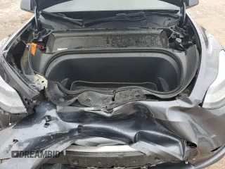2023 Tesla Model Y Long Range z VIN 7SAYGDEE4PF752292, wystawiony jako Copart lot #53824185 z przebiegiem 61 470 mil mil oraz Szkoda całkowita • Salvage title. Historia ofert i sprzedaży dostępna na DreamBid. Obrazek 11.