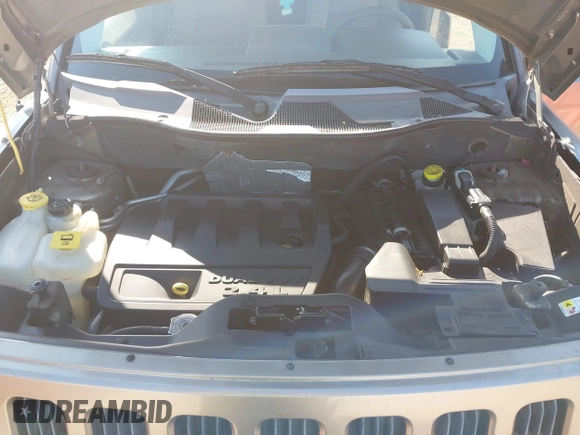 2008 Jeep Patriot Sport with VIN 1J8FF28W38D705224, listed as a IAAI auction lot 42642025 with 111,653 mi miles and . Bid and sale history available at DreamBid. Image 10.