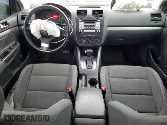 2009 Volkswagen Rabbit S with VIN WVWDA71K19W146831, listed as a Copart auction lot 83756164 with 256,383 mi miles and Salvage title. Bid and sale history available at DreamBid. Image 8.