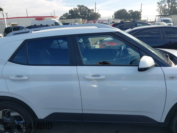 2021 Hyundai Venue SEL with VIN KMHRC8A3XMU064482, listed as a IAAI auction lot 41482558 with 17,205 mi miles and . Bid and sale history available at DreamBid. Image 13.
