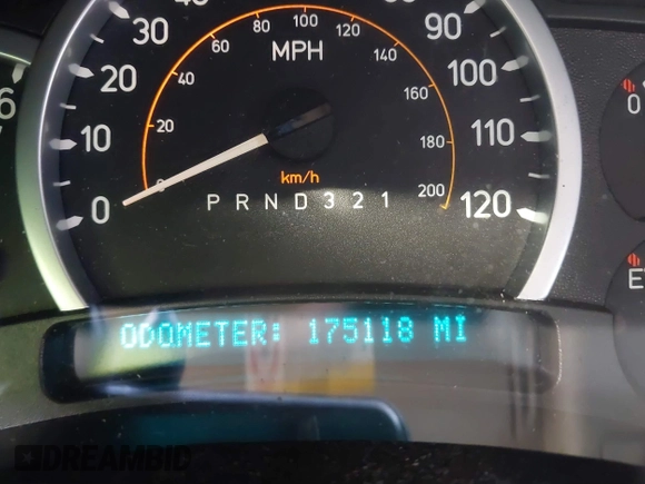 2006 Hummer H2 with VIN 5GRGN23U96H116719, listed as a IAAI auction lot 41781406 with 175,118 mi miles. Bid and sale history available at carsss.com. Image 7.