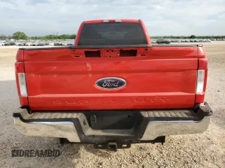 2017 Ford F-250 Lariat z VIN 1FT7W2BT7HEC85021, wystawiony jako Copart lot #53759605 z przebiegiem 298 409 mil mil oraz Czysty tytuł • Clean title. Historia ofert i sprzedaży dostępna na DreamBid. Obrazek 6.