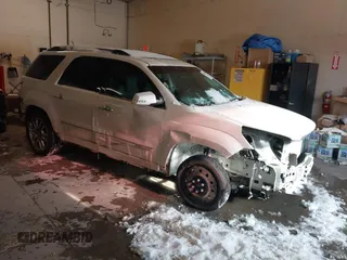 2013 GMC Acadia Denali z VIN 1GKKVTKD7DJ179119, wystawiony jako IAAI lot #41453091 z przebiegiem 114 614 mil mil oraz . Historia ofert i sprzedaży dostępna na DreamBid. Obrazek 1.