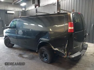 2004 Chevrolet Express Cargo z VIN 1GCFG15X241176422, wystawiony jako IAAI lot #42227499 z przebiegiem 270 000 mil mil oraz . Historia ofert i sprzedaży dostępna na DreamBid. Obrazek 3.
