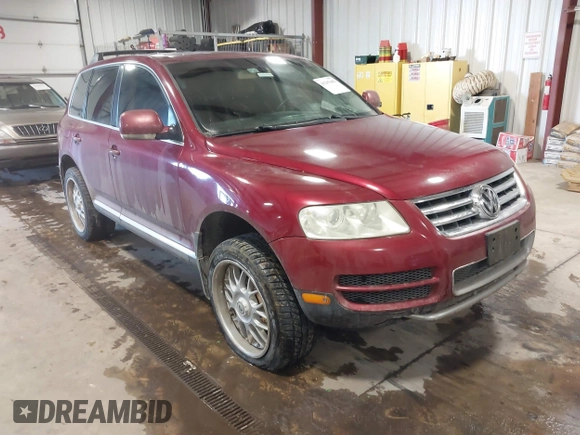 2004 Volkswagen Touareg z VIN WVGCM67LX4D038012, wystawiony jako IAAI lot #41285460 z przebiegiem Nie podano mil oraz . Historia ofert i sprzedaży dostępna na DreamBid. Obrazek 1.