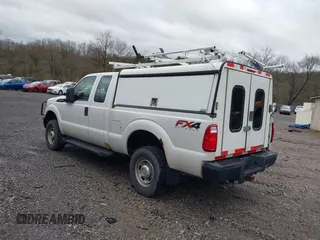 2013 Ford F-250 XL with VIN 1FT7X2B65DEA40820, listed as a IAAI auction lot 41940224 with 193,706 mi miles and . Bid and sale history available at DreamBid. Image 3.