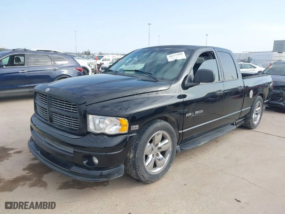 2003 Dodge Ram 1500 ST with VIN 1D7HA18D33S304662, listed as a IAAI auction lot 41577050 with 184,808 mi miles. Bid and sale history available at carsss.com. Image 2.