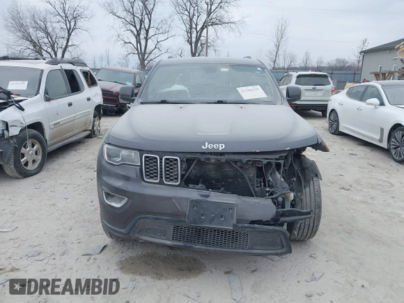 2017 Jeep Grand Cherokee Laredo with VIN 1C4RJFAG3HC742986, listed as a IAAI auction lot 41386220 with 200,456 mi miles. Bid and sale history available at carsss.com. Image 12.