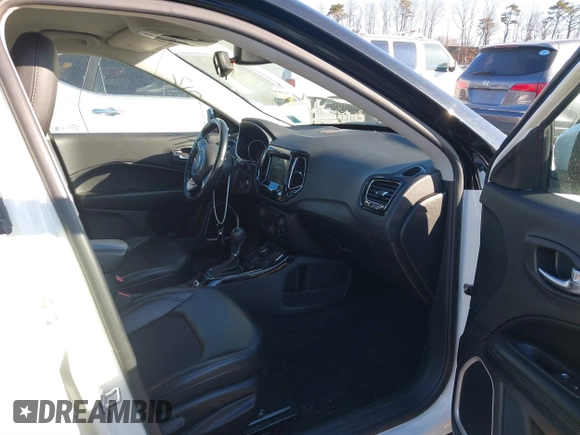 2020 Jeep Compass Latitude with VIN 3C4NJDBB9LT139639, listed as a IAAI auction lot 41695315 with 64,927 mi miles and . Bid and sale history available at DreamBid. Image 5.