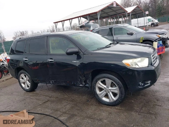 2010 Toyota Highlander Limited with VIN JTEDK3EH2A2162886, listed as a IAAI auction lot 41673868 with 130,697 mi miles. Bid and sale history available at carsss.com. Image 13.