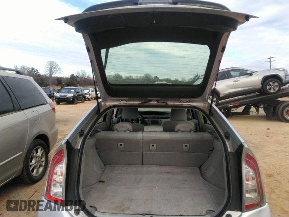 2015 Toyota Prius Four with VIN JTDKN3DU7F0406519, listed as a IAAI auction lot 41089049 with 118,516 mi miles. Bid and sale history available at carsss.com. Image 17.