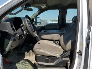 2020 Ford F-250 XL z VIN 1FT7W2A68LED48003, wystawiony jako Copart lot #75399424 z przebiegiem 95 598 mil mil oraz Szkoda całkowita • Salvage title. Historia ofert i sprzedaży dostępna na DreamBid. Obrazek 7.