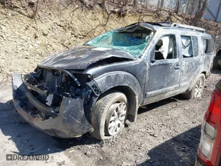 2011 Nissan Pathfinder Silver with VIN 5N1AR1NBXBC615954, listed as a IAAI auction lot 42041602 with 1 mi miles. Bid and sale history available at carsss.com. Image 2.