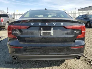 2019 Volvo S60 Momentum with VIN 7JRA22TK4KG004510, listed as a Copart auction lot 41508524 with 27,749 mi miles. Bid and sale history available at carsss.com. Image 6.
