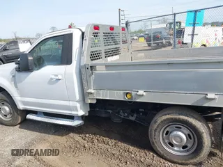 2019 Ford Super Duty F-250 SRW XL with VIN 1FDBF2A67KED43119, listed as a IAAI auction lot 41960793 with 78,028 mi miles. Bid and sale history available at carsss.com. Image 14.