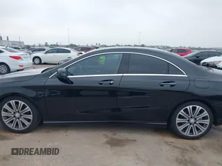 2017 Mercedes-Benz CLA 250 z VIN WDDSJ4EBXHN413328, wystawiony jako IAAI lot #41918396 z przebiegiem 101 043 mil mil oraz . Historia ofert i sprzedaży dostępna na DreamBid. Obrazek 14.