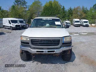 2007 GMC Sierra 2500HD Classic SLT with VIN 1GTHK23D97F152938, listed as a IAAI auction lot 41933419 with 1 mi miles. Bid and sale history available at carsss.com. Image 11.