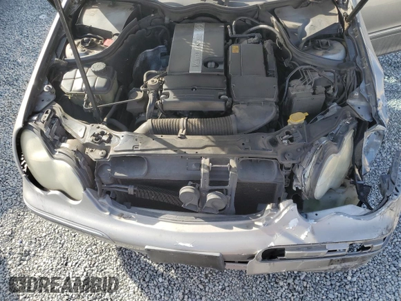 2003 Mercedes-Benz C 230 Kompressor with VIN WDBRF40J83A498208, listed as a Copart auction lot 82316794 with 253,174 mi miles and Salvage Title. Bid and sale history available at DreamBid. Image 11.