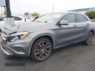 2016 Mercedes-Benz GLA 250 z VIN WDCTG4EB3GJ220886, wystawiony jako IAAI lot #42099790 z przebiegiem 131 012 mil mil oraz . Historia ofert i sprzedaży dostępna na DreamBid. Obrazek 2.