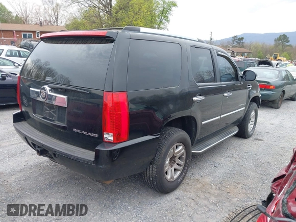 2009 Cadillac Escalade z VIN 1GYFK23229R252638, wystawiony jako IAAI lot #41962606 z przebiegiem 224 915 mil mil oraz . Historia ofert i sprzedaży dostępna na DreamBid. Obrazek 4.
