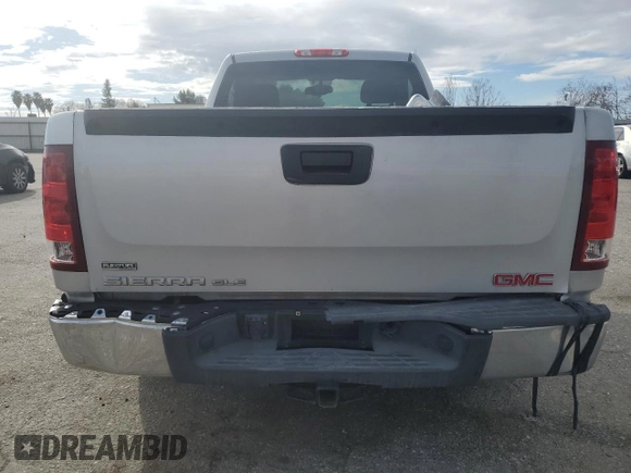 2010 GMC Sierra 1500 with VIN 1GTPCVEA8AZ161486, listed as a Copart auction lot 45309385 with 122,873 mi miles and Salvage Title. Bid and sale history available at DreamBid. Image 6.