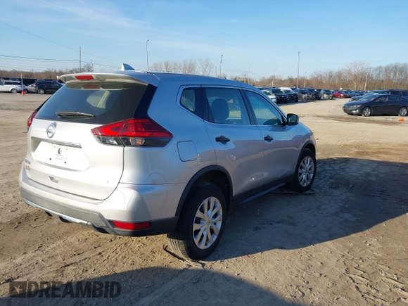 2017 Nissan Rogue S z VIN KNMAT2MV9HP563256, wystawiony jako IAAI lot #41732780 z przebiegiem 135 505 mil mil oraz . Historia ofert i sprzedaży dostępna na DreamBid. Obrazek 4.