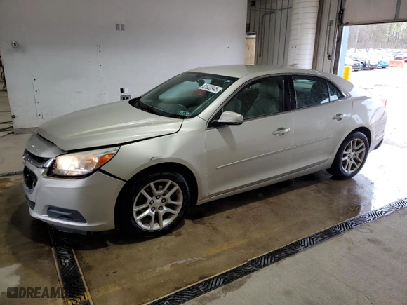 2015 Chevrolet Malibu LT with VIN 1G11C5SLXFF350671, listed as a Copart auction lot 53823945 with 111,263 mi miles and Salvage Title. Bid and sale history available at carsss.com. Image 1.