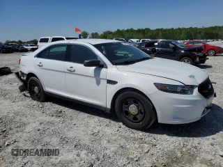 2016 Ford Police Interceptor with VIN 1FAHP2MT7GG136776, listed as a Copart auction lot 52381585 with 142,001 mi miles and Non repairable. Bid and sale history available at DreamBid. Image 4.